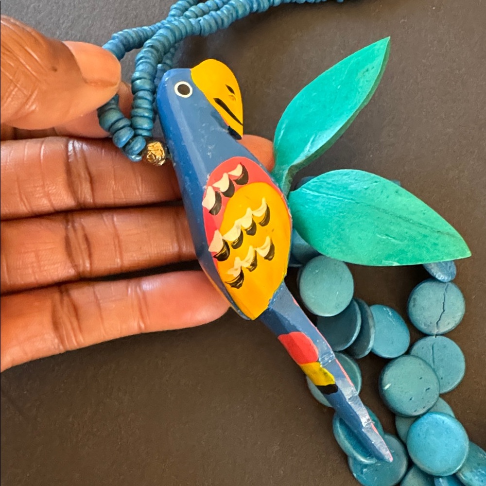 Vintage Parrot Wooden Beaded Necklace - Picture 3 of 12